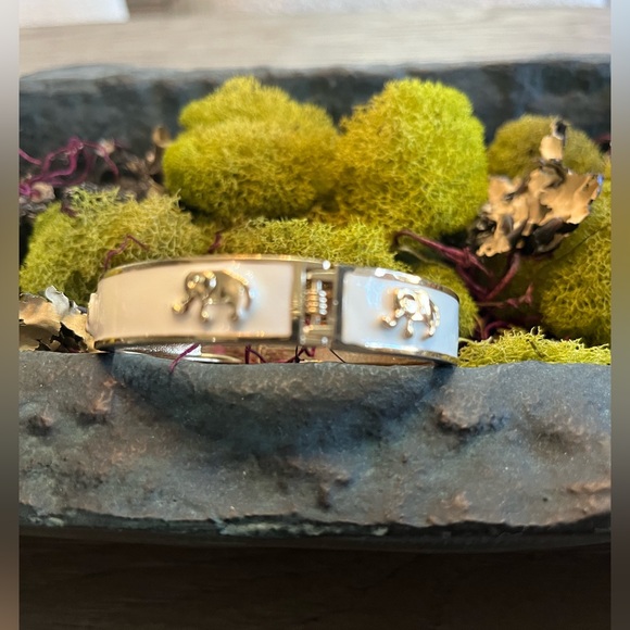 Amrita Singh Gold and White Enamel Hinged Bangle - Picture 4 of 10